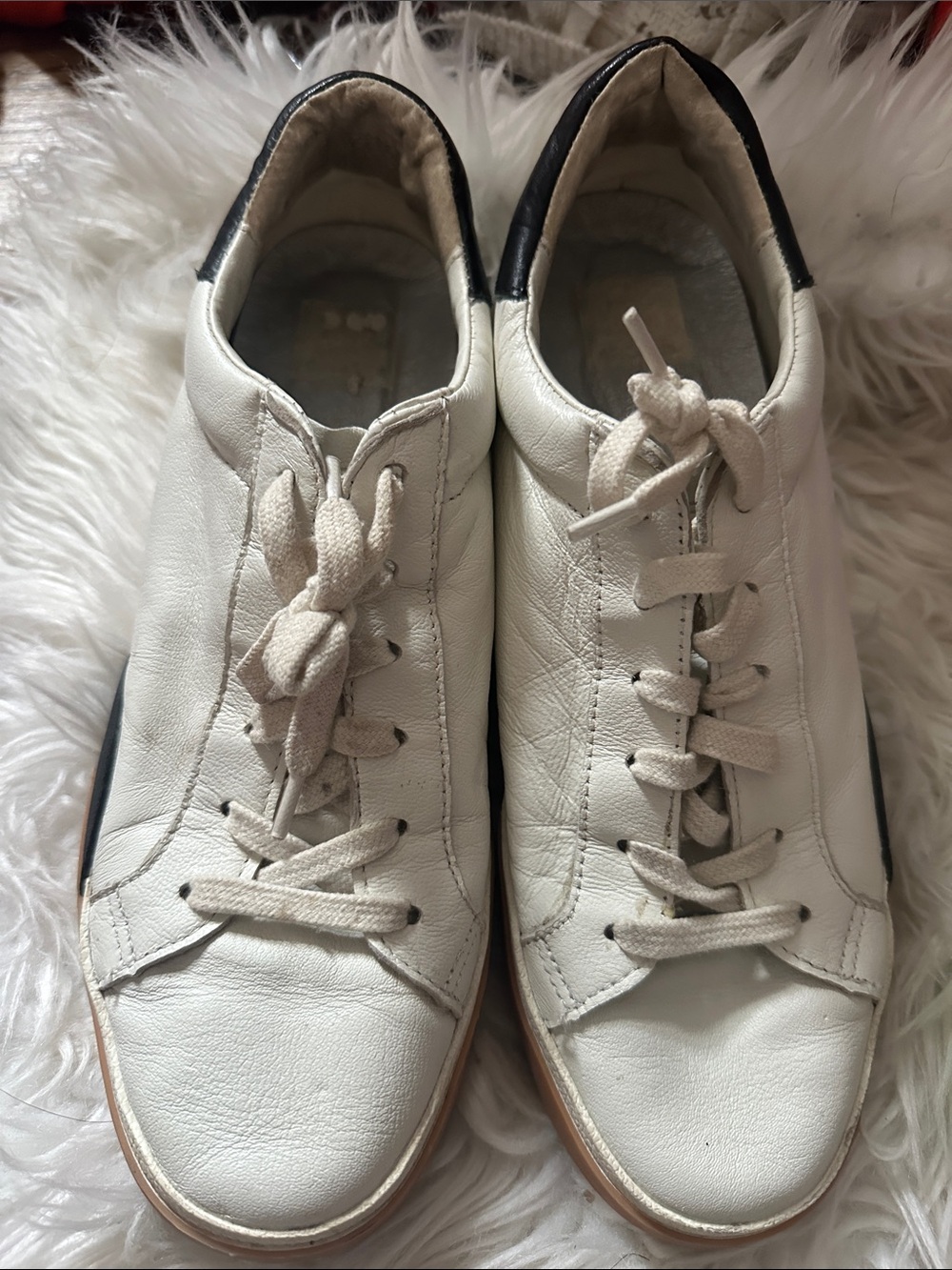 Dolce Vita Women's White Leather Low-Top Sneakers with Black Heel